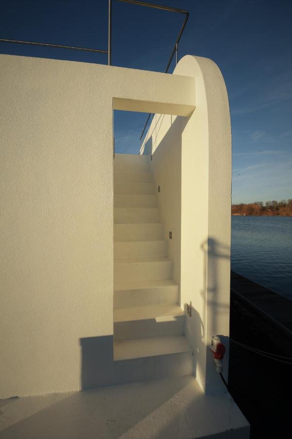 הוילה מאסטריכט Houseboat Martinique מראה חיצוני תמונה